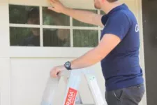 Garaga Expert installing a door